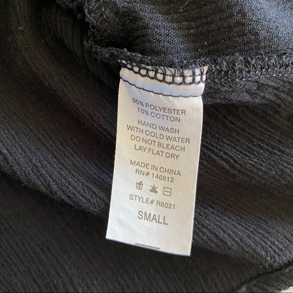 Acemi Black Sleeveless Top - Picture 8 of 10